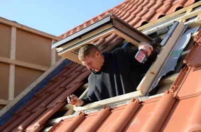 Pose de fenêtres de toit Velux à Sainte-Agnès
